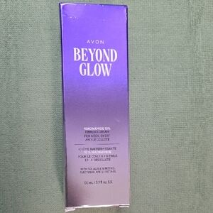 Beyond Glow Niacinamide 10% Neck Firming Cream